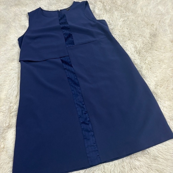 Lane Bryant Dresses & Skirts - Lane Bryant Dark Blue embroidered front Sleeveless career wear Dress size 16